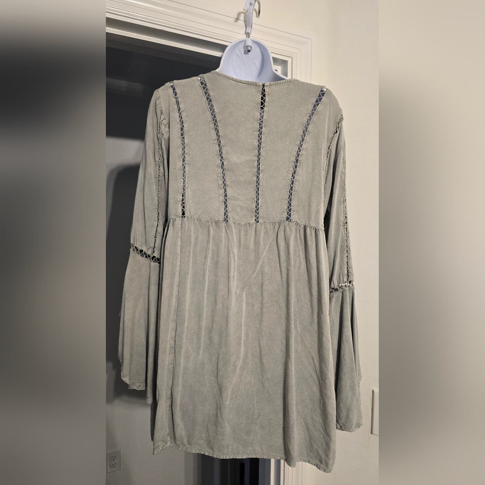 PrettyLittleThing Tunic Top Washed Gray Tie Front Frill Sleeve Beach Size 6 - Picture 3 of 10